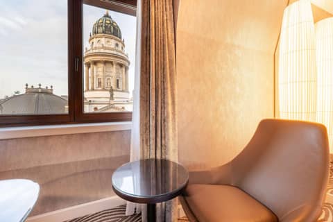 Hilton Berlin — hotel room