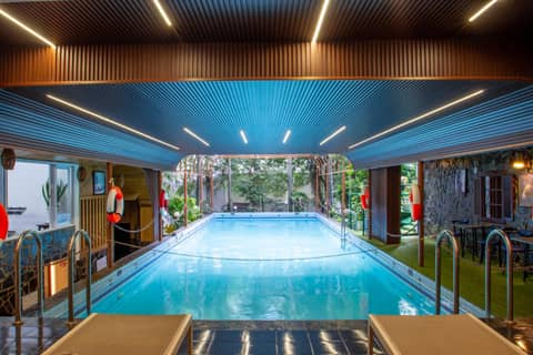 Royal Hotel Saigon — recepcion & lobby