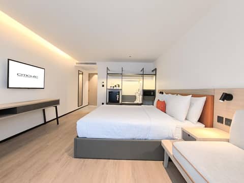 Citichic Sukhumvit 13 by Compass Hospitality - Newly Renovated — hotel room