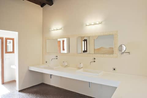 Palacio Can Marqués by Puro — bathroom