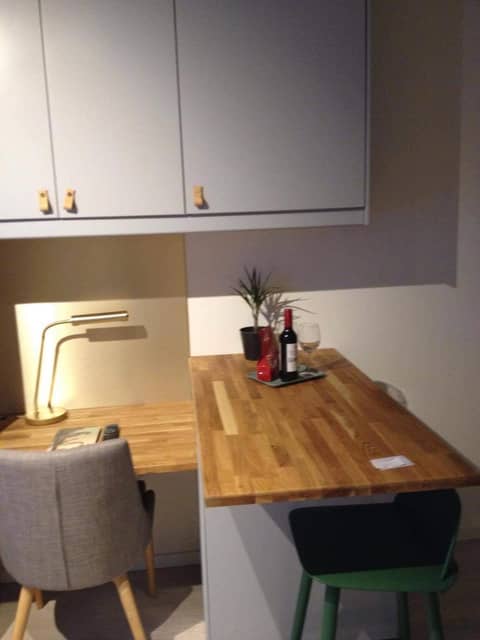 Avanti Apartment Hotel — kitchen