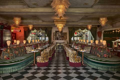 Lafayette Hotel & Club — dining