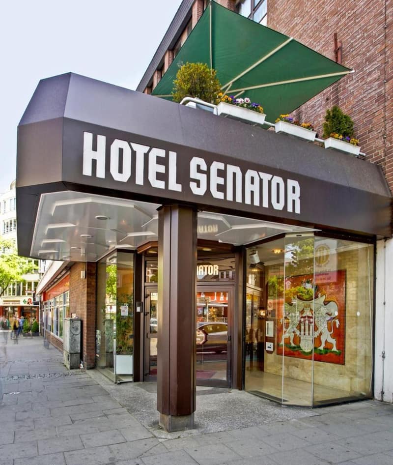 Hotel Senator Hamburg — building