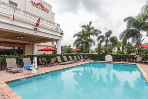 Hawthorn Extended Stay by Wyndham West Palm Beach Airport — photo 5