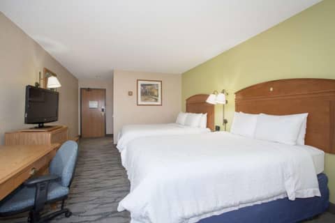 FairBridge Inn & Suites Thornton — hotel room