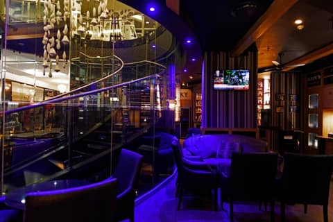 DAVINCI Hotel on Nelson Mandela Square — lounge