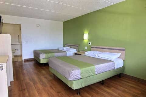 Motel 6 Austin, TX - Central Downtown UT — photo 4