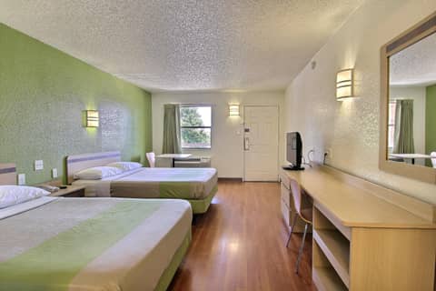 Motel 6 Austin, TX - Central Downtown UT — photo 8