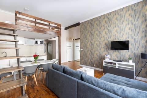 Fresh Apartments — hotel room