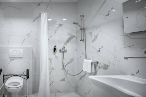 Astoria Hotel — photo 4