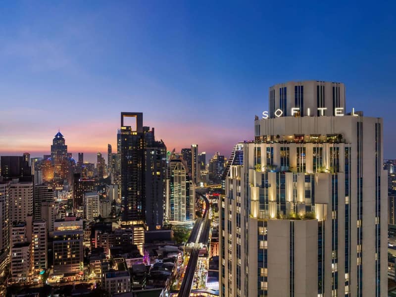 Sofitel Bangkok Sukhumvit — building