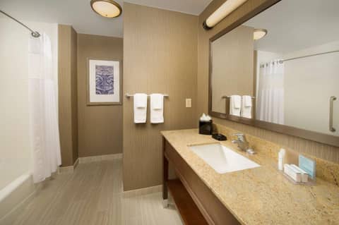 Hampton Inn & Suites San Antonio-Downtown/Market Square — photo 6