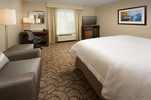Hampton Inn & Suites San Antonio-Downtown/Market Square — photo 9
