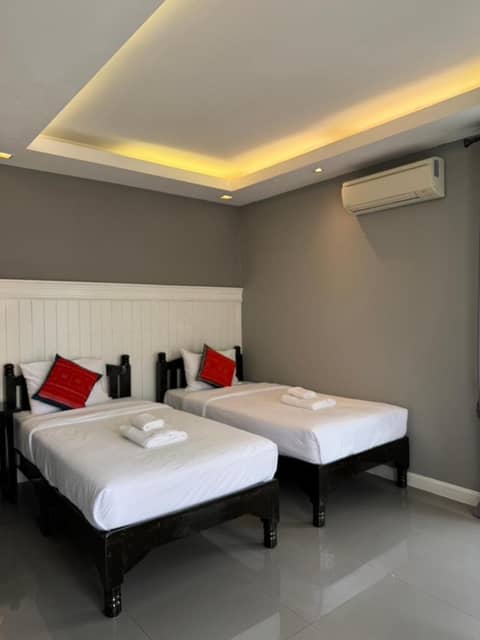 Superior Twin Room with City View — the supplier's photographs — photo 1