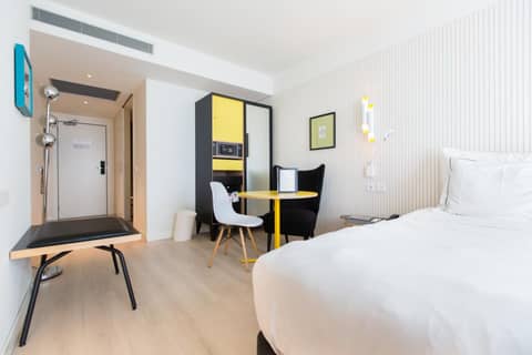 Vincci Bit — hotel room