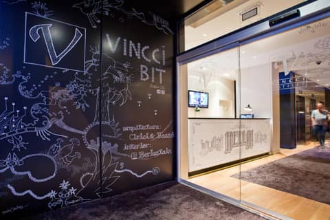 Vincci Bit — recepcion & lobby