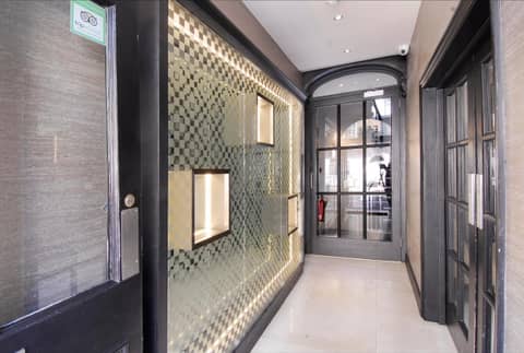 Park Avenue Baker Street — hotel reception