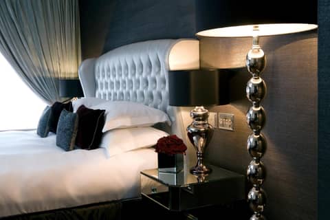 Karma Sanctum Soho Hotel — hotel room