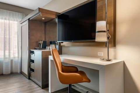 Cambria Hotel Austin Airport — photo 8