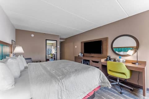 Hampton Inn Cleveland-Westlake — photo 6