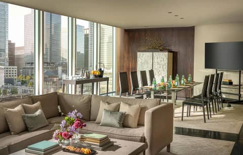 Four Seasons Hotel Tokyo at Marunouchi — photo 8