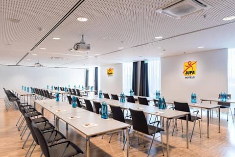 JUFA Hotel Hamburg HafenCity — photo 8