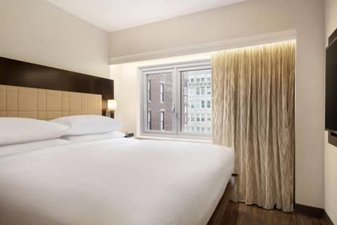 Newly Renovated Embassy Suites By Hilton New York Manhattan Times Square — photo 4