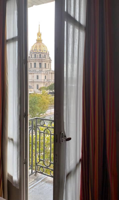 Hotel de France Invalides — balance & terrace