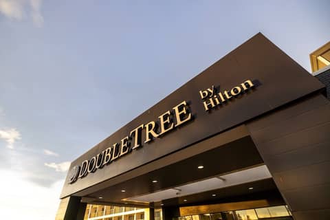 DoubleTree by Hilton Calgary North — photo 5