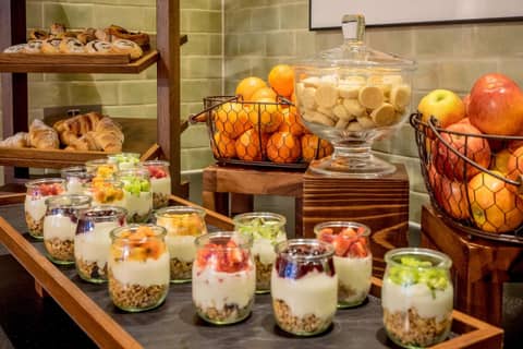 Hilton London Canary Wharf — breakfast buffet