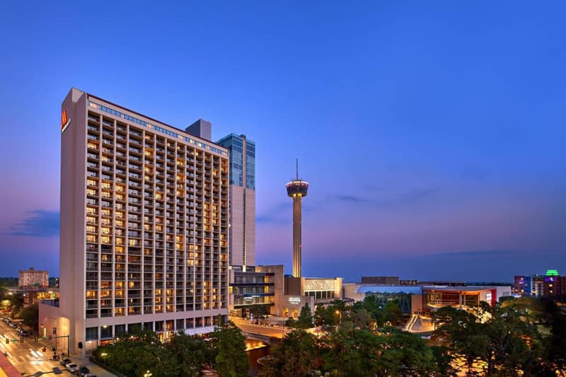 San Antonio Marriott Riverwalk — building