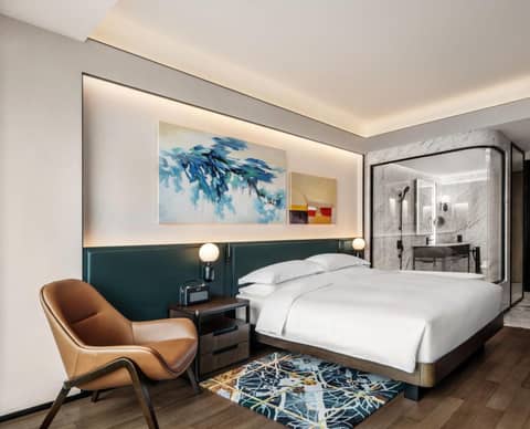 1 King Bed — the supplier's photographs — photo 1