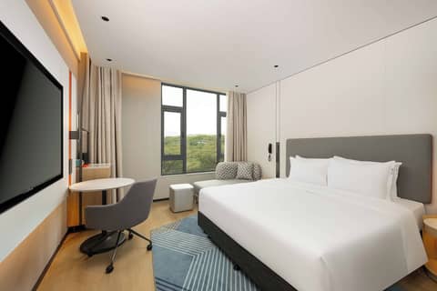 Holiday Inn Express Shanghai PVG Zhuqiao by IHG — photo 4
