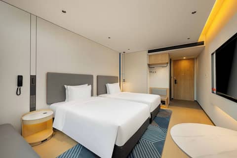 Holiday Inn Express Shanghai PVG Zhuqiao by IHG — photo 7