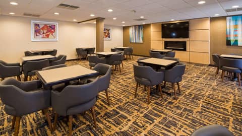 Best Western On The Avenue — photo 9