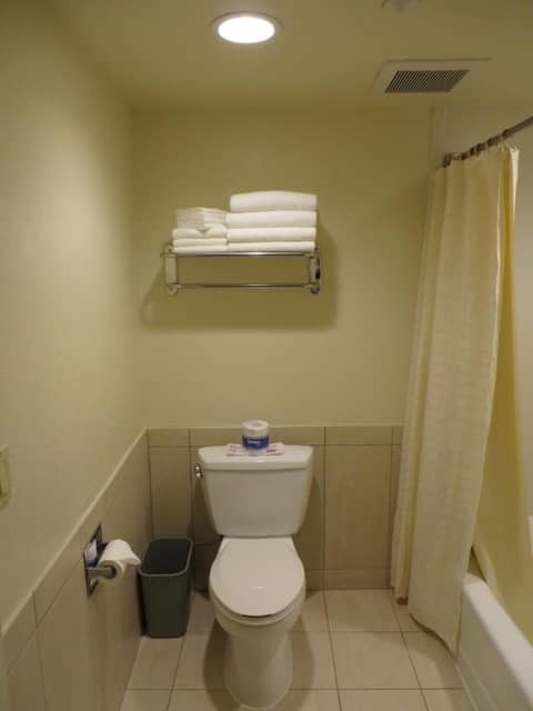 Anaheim Desert Inn & Suites — photo 7