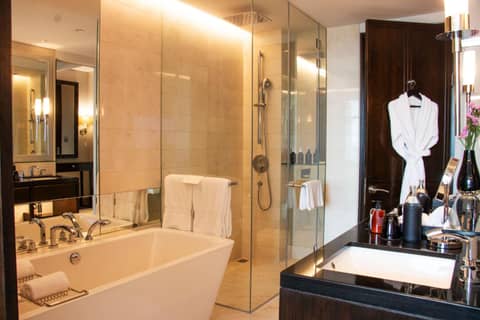 The St. Regis Bangkok — bathroom