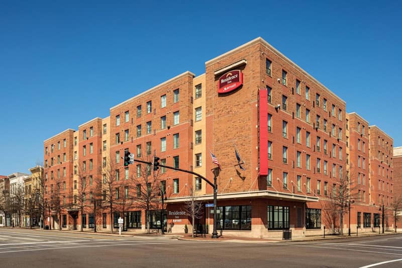 Residence Inn Louisville Downtown — building
