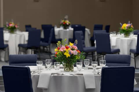 Courtyard by Marriott Pittsburgh University Center — photo 8