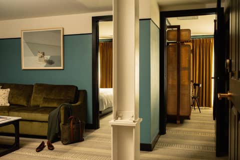 Emeline — hotel room