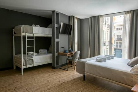 Málaga Premium Hotel — hotel room