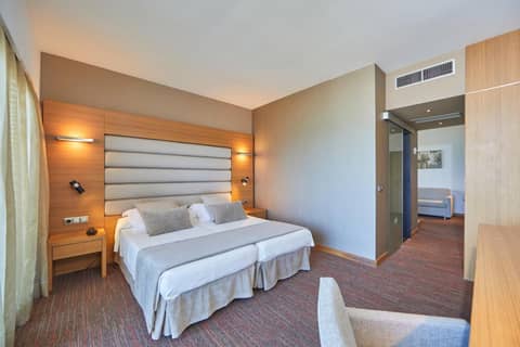 Hotel Playa Golf Adults Only 4 Sup — hotel room