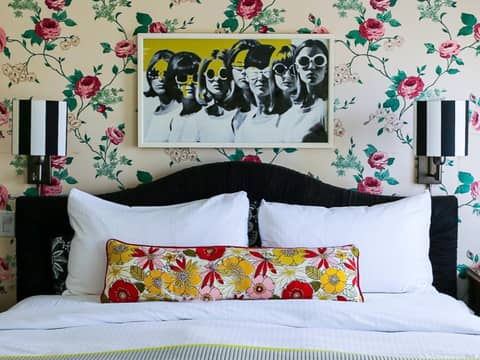 White Swan Inn — hotel room