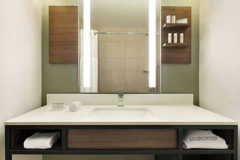 Hilton Garden Inn Charlotte/Ayrsley — photo 3