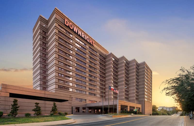 Renaissance Austin Downtown Hotel — building