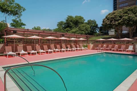Renaissance Austin Downtown Hotel — photo 8