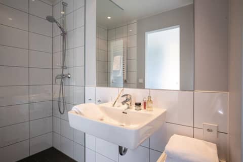 THE FLAG Zürich — photo 9