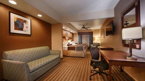 Best Western Plus Palo Alto Inn and Suites — hotel room