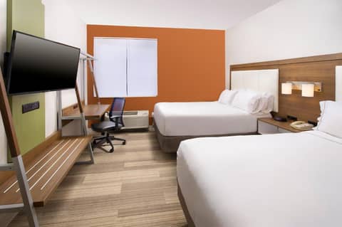 Holiday Inn Express & Suites San Antonio - Downtown Market Area by IHG — photo 3