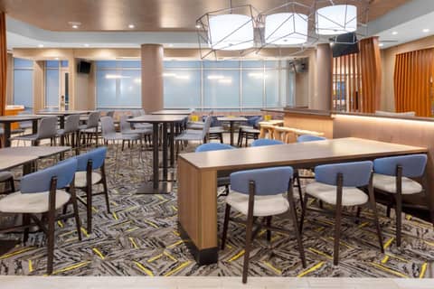 SpringHill Suites Kansas City Airport — photo 4